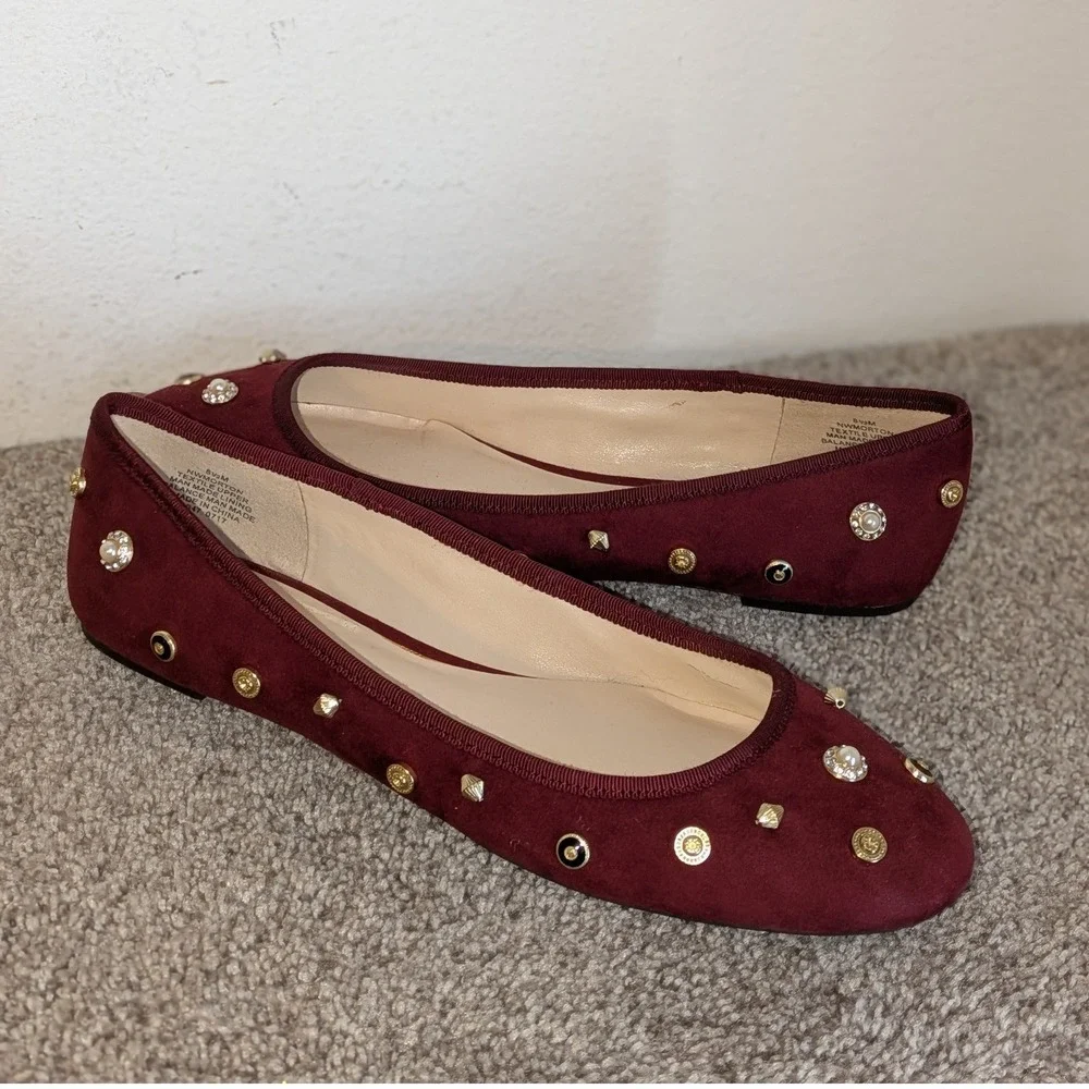 Nine West Morton Burgundy Studded Pearl Embellished Ballet Flats Womens 8.5M NEW